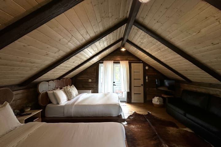 Paradise Village Hotel