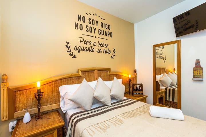 Mala Vecindad Beer Hotel