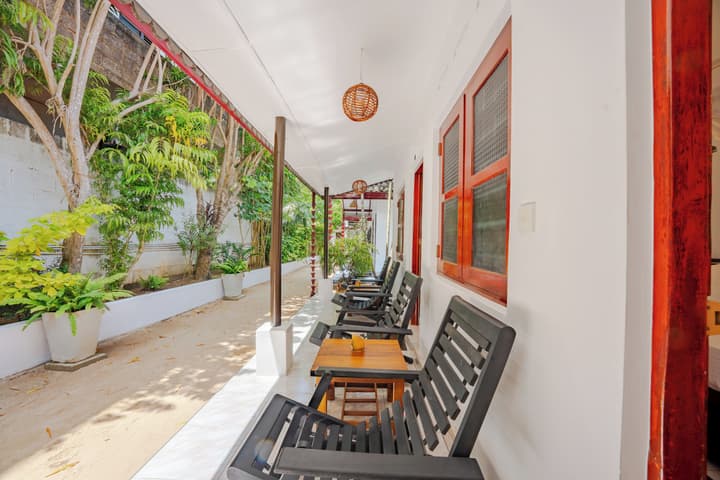 Central Beach Inn