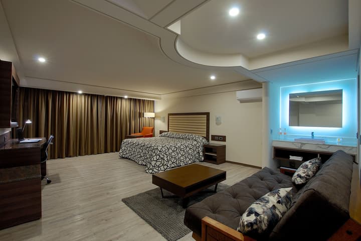 Econo Express Hotel by Nokte Inn
