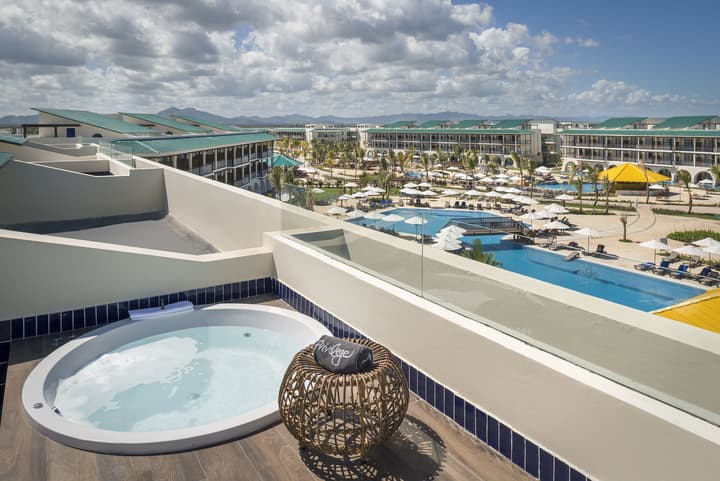 Ocean El Faro Resort - All Inclusive