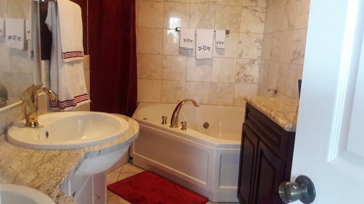 Waters Edge Condo With Boat Slip