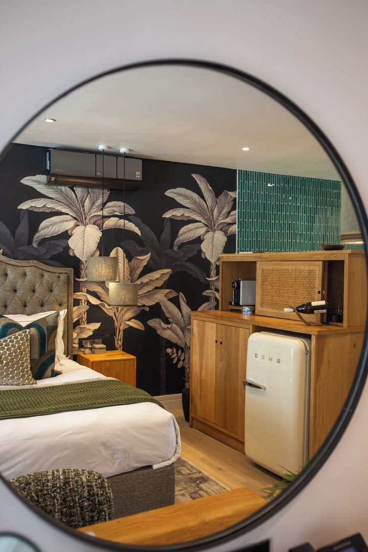 Le Petit Manoir Boutique Hotel