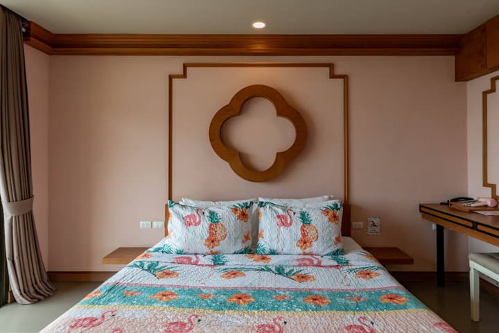 ROYAL PINEAPPLE HOTEL | A Welcome to Wealth and Good Fortune