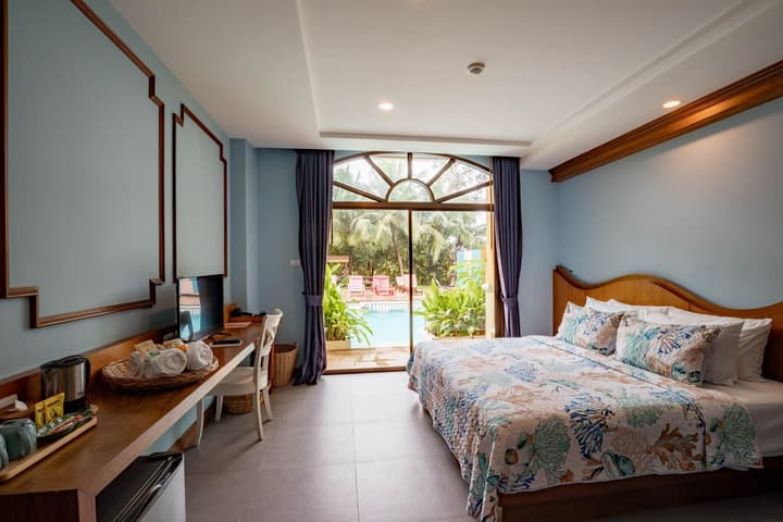 ROYAL PINEAPPLE HOTEL | A Welcome to Wealth and Good Fortune