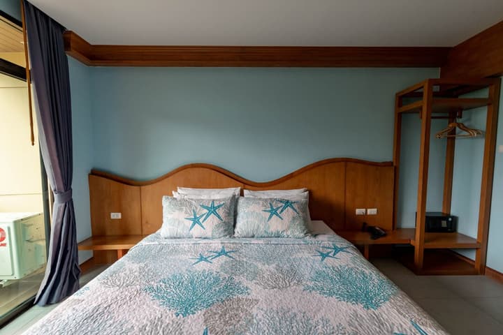 ROYAL PINEAPPLE HOTEL | A Welcome to Wealth and Good Fortune