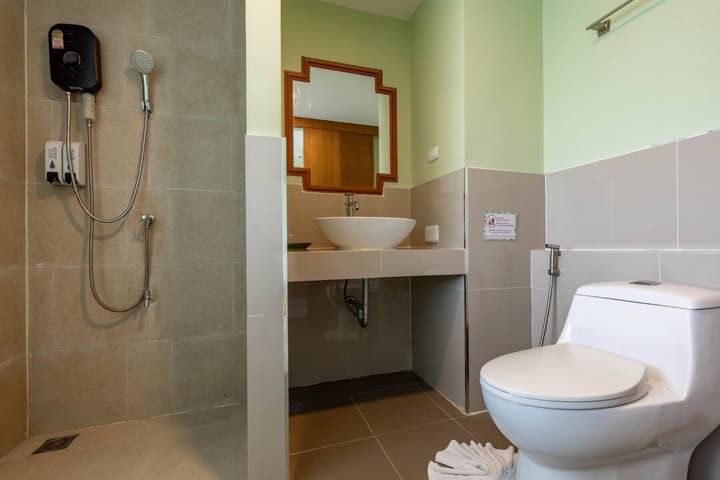 ROYAL PINEAPPLE HOTEL | A Welcome to Wealth and Good Fortune