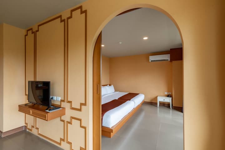 ROYAL PINEAPPLE HOTEL | A Welcome to Wealth and Good Fortune