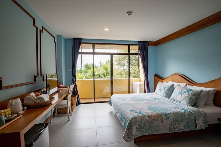 ROYAL PINEAPPLE HOTEL | A Welcome to Wealth and Good Fortune