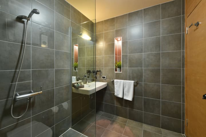 Ansen Suites