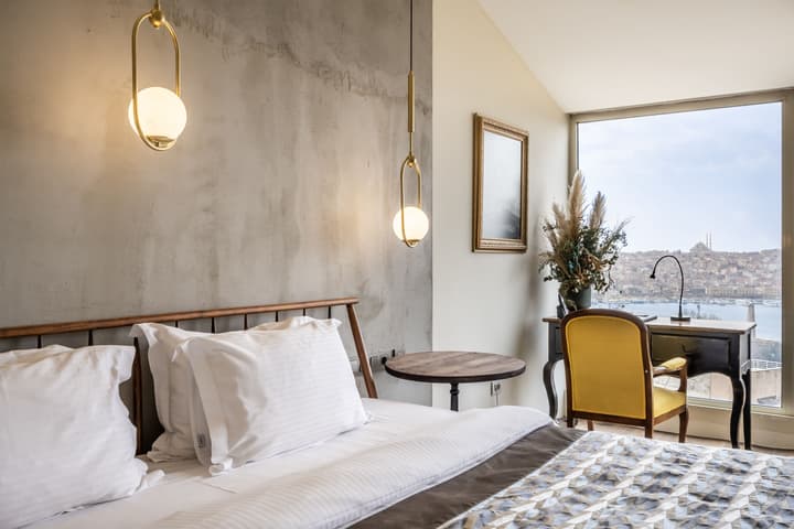 Ansen Suites