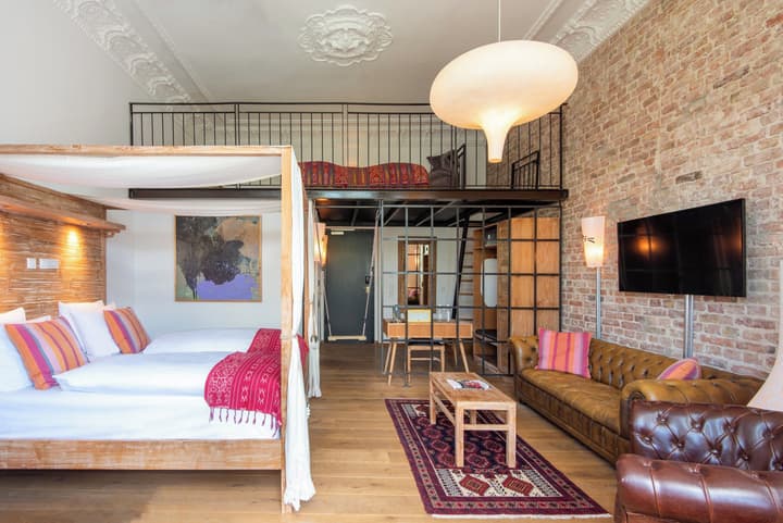 Lulu Guldsmeden Hotel