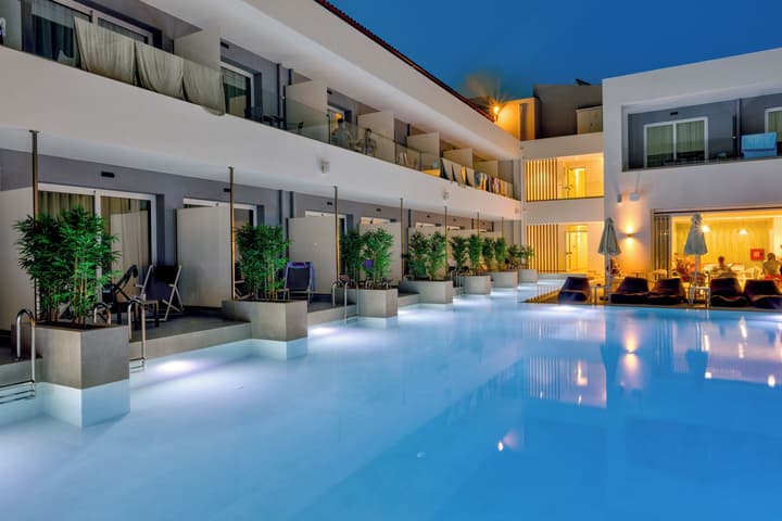 White Olive Premium Laganas - All Inclusive