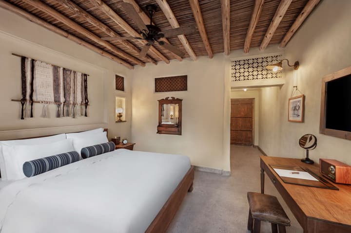 Al Seef Heritage Hotel Dubai, Curio Collection by Hilton