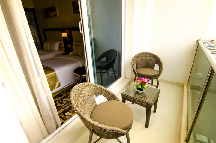 Al Murooj Grand Hotel