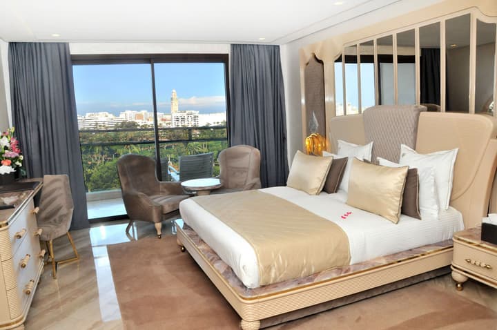 Suite Hotel Casa Diamond