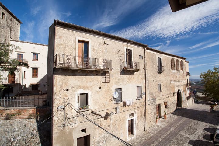 Castello di Altomonte