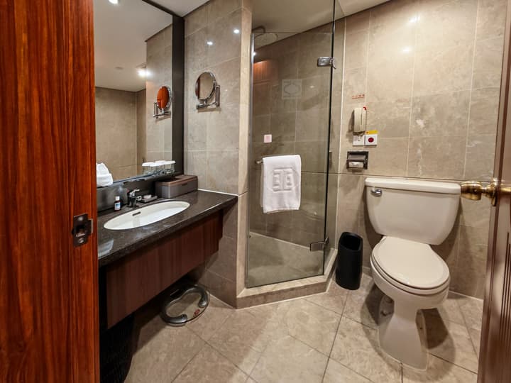 Asia International Hotel Guangzhou