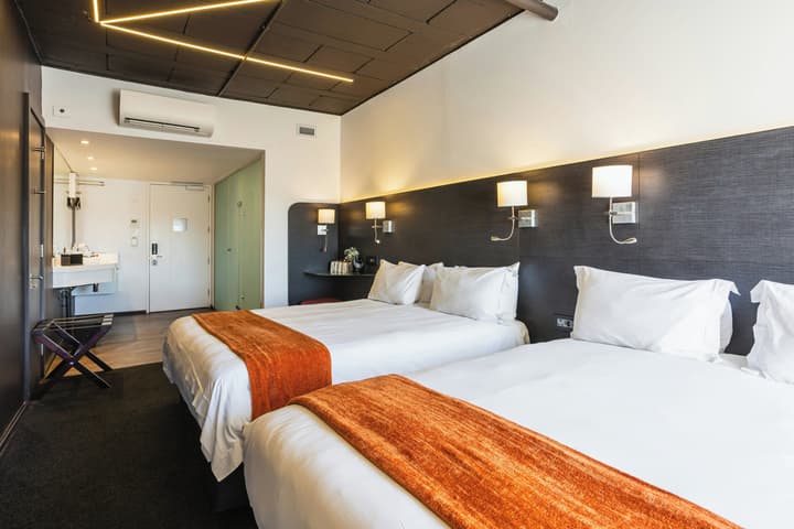 ONOMO Hotel Waterfront