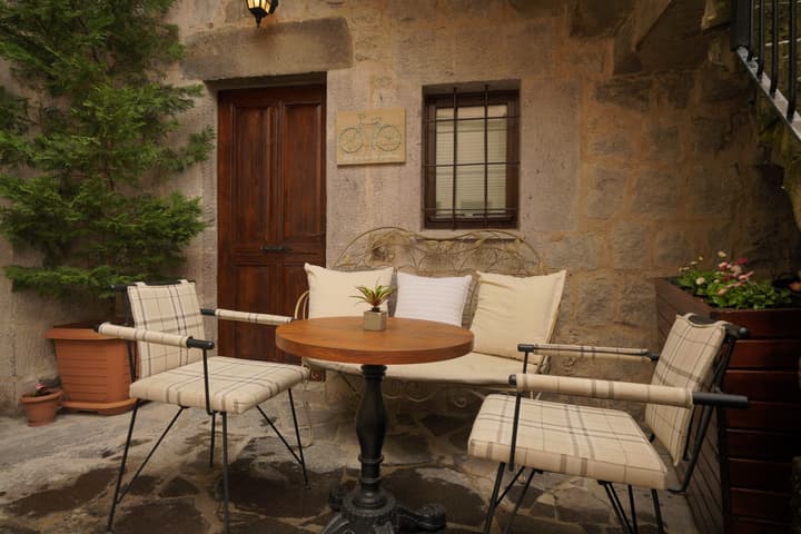 Maya Cave Hotel