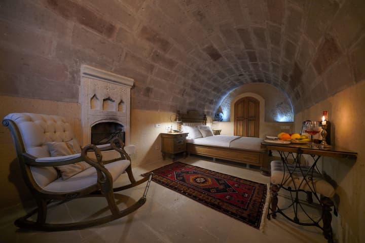 Maya Cave Hotel