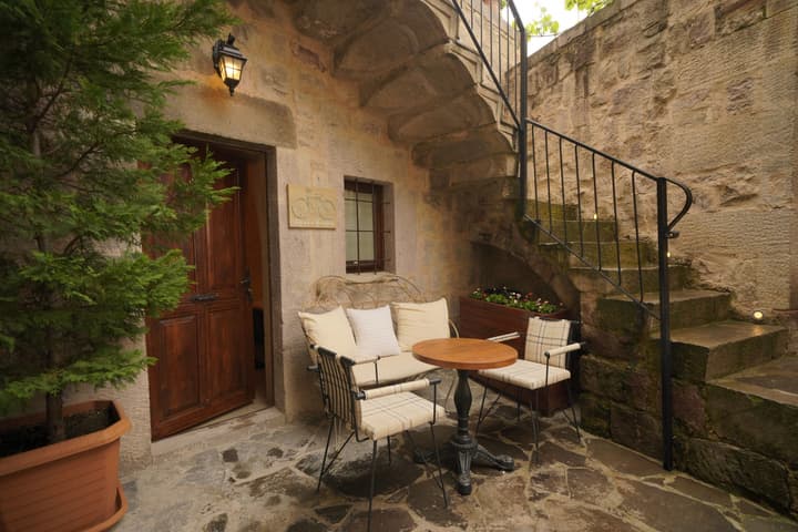 Maya Cave Hotel