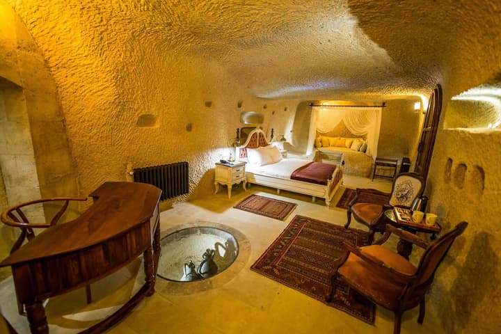 Maya Cave Hotel