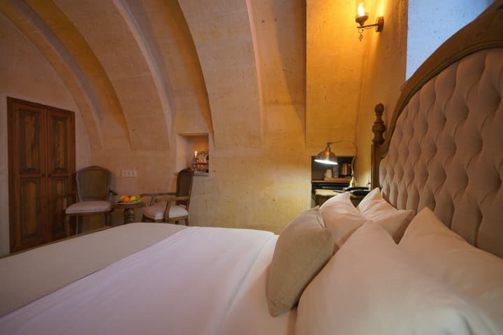 Maya Cave Hotel