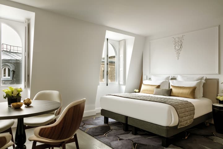 La Clef Champs-Élysées Paris by The Crest Collection