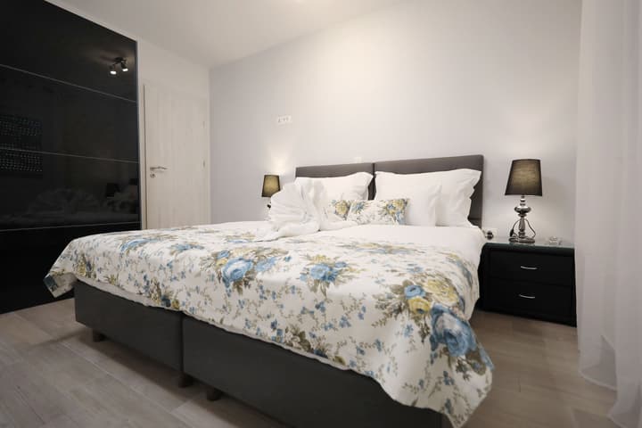Luxury Majpruz Suites