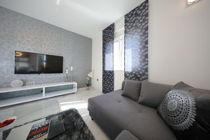 Luxury Majpruz Suites