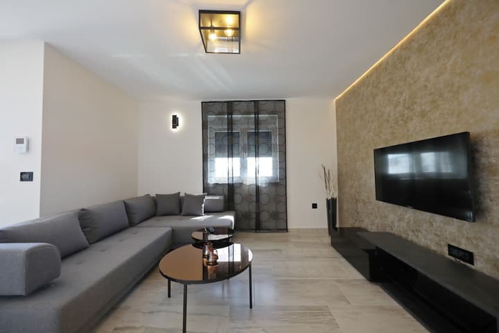 Luxury Majpruz Suites