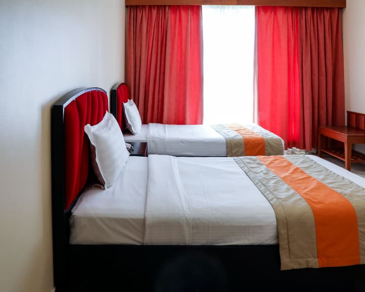 Wescott Plaza Hotel Apartment
