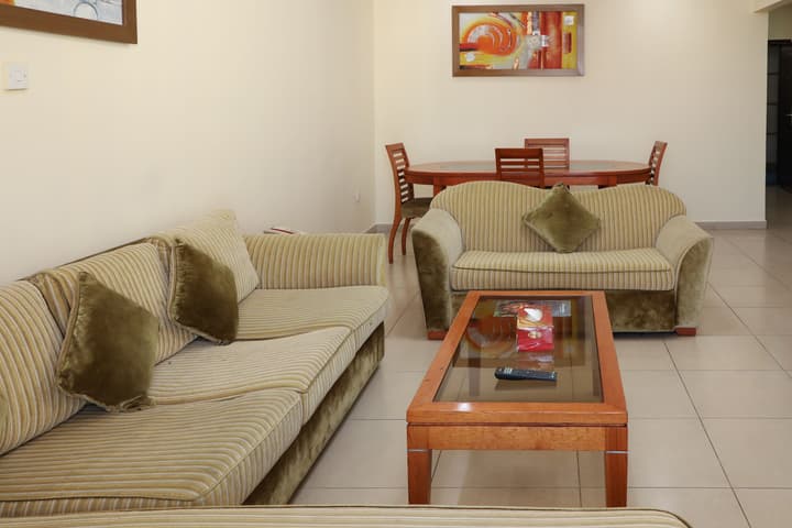 Wescott Plaza Hotel Apartment