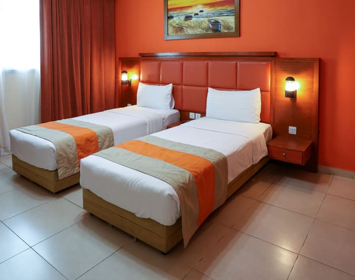 Wescott Plaza Hotel Apartment