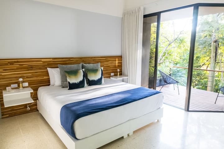 Nya Hotel