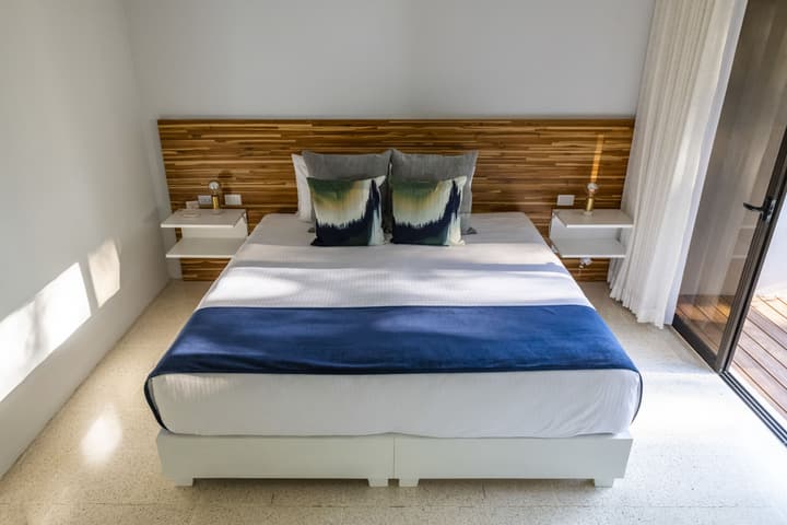 Nya Hotel