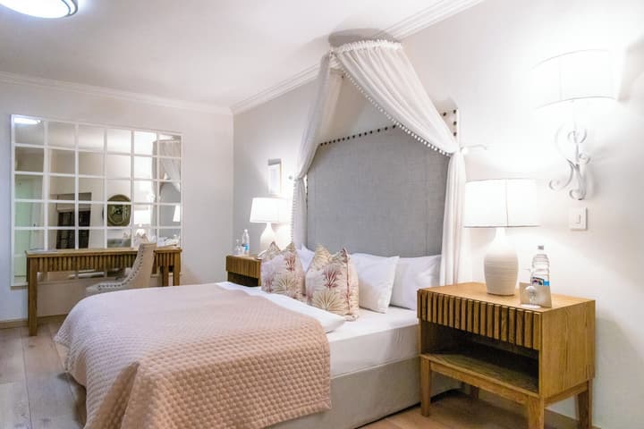 Heinitzburg Boutique Hotel