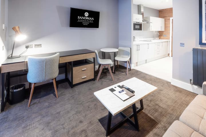Sandman Signature Aberdeen Hotel & Spa