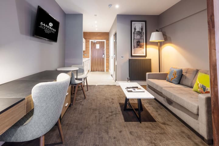 Sandman Signature Aberdeen Hotel & Spa