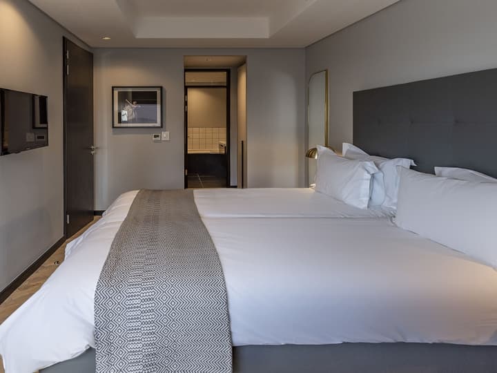 The Onyx Apartment Hotel by NEWMARK