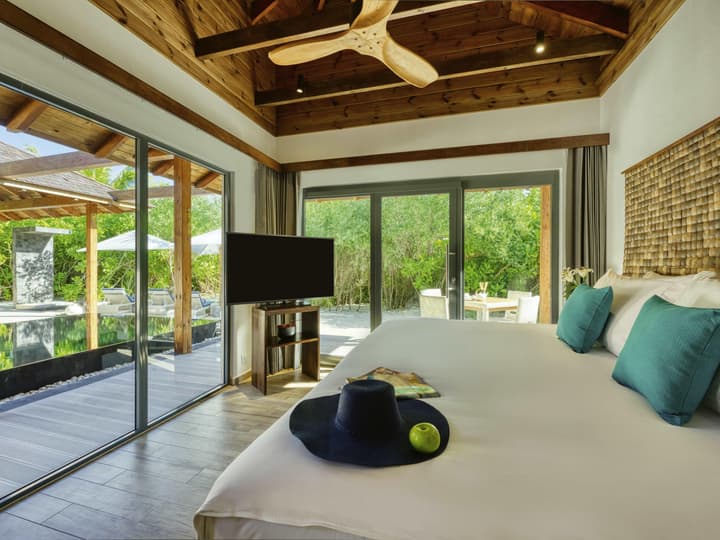 Kuredhivaru Resort & Spa Maldives by Accor