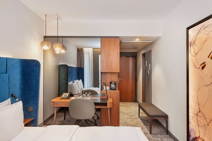 HYPERION Hotel München