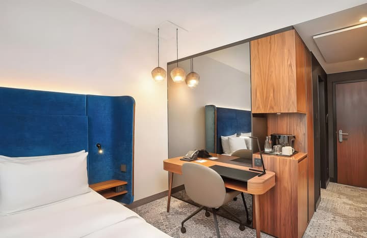 Leonardo Royal Hotel Munich Bavaria Towers