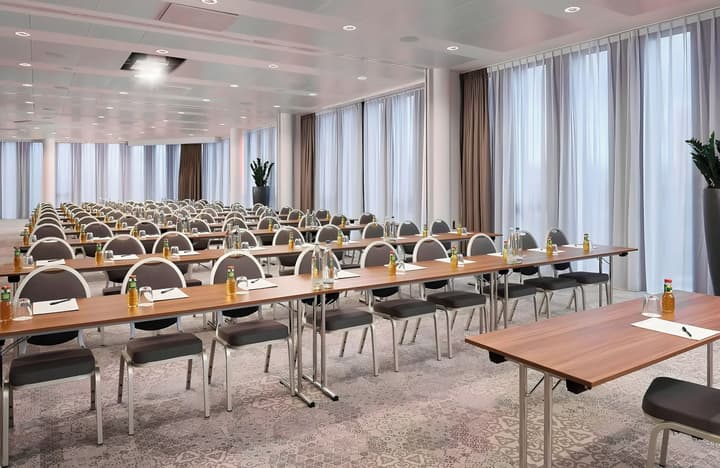 Leonardo Royal Hotel Munich Bavaria Towers