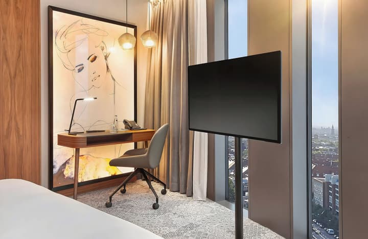 Leonardo Royal Hotel Munich Bavaria Towers