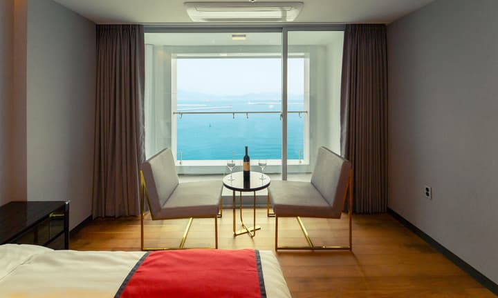 Yeosu Venezia Hotel & Suite