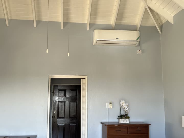 Studio Chateau - Manor Park, Kingston 8