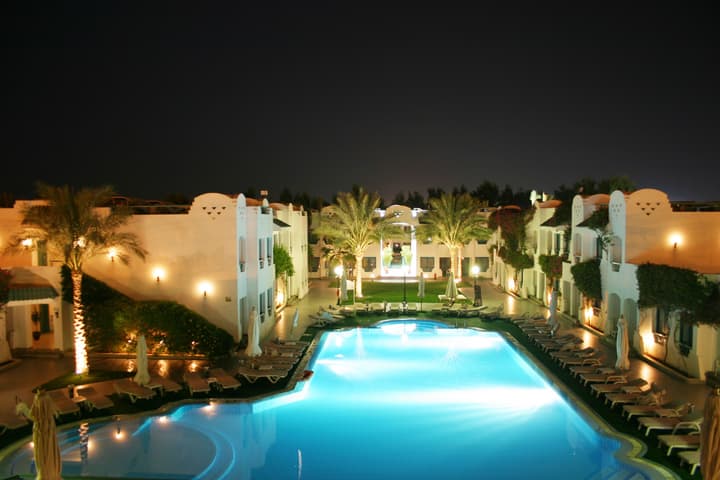 Falcon Hills Hotel