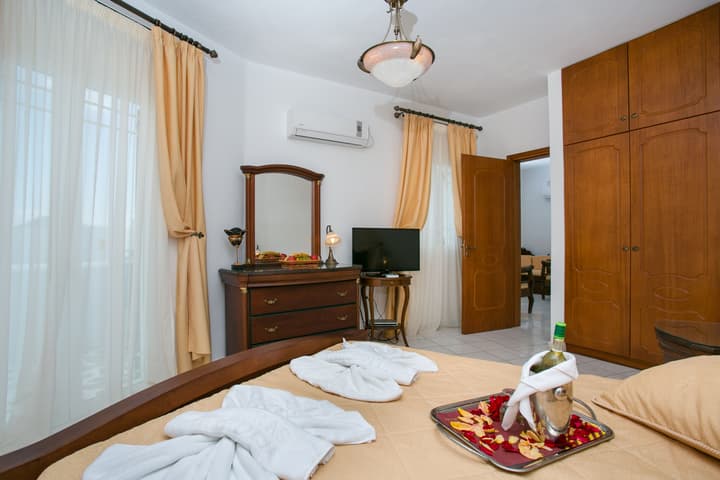 Hotel Asteras Paradise